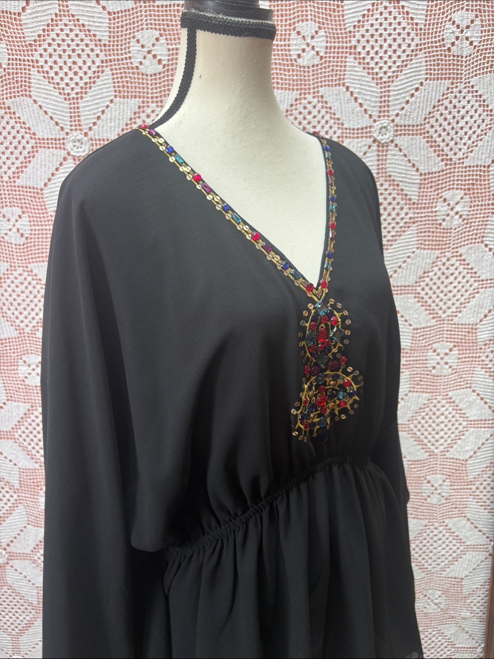 DG2 by Diane Gilman Black Jeweled Chiffon Tunic Top sz m-xl - Picture 10 of 12